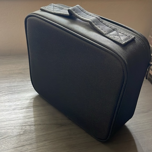 Cosmetic Case - Picture 8 of 8